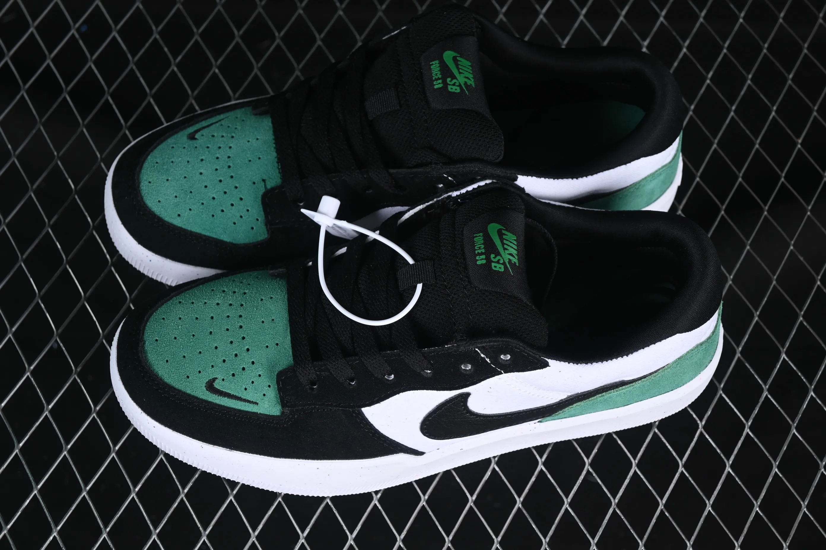 All categories Nk SB Dunk series Nk Force 58 simplified skateboard shoes Nk SB Force 58 Nike simplified retro skateboard shoes DV5477-101